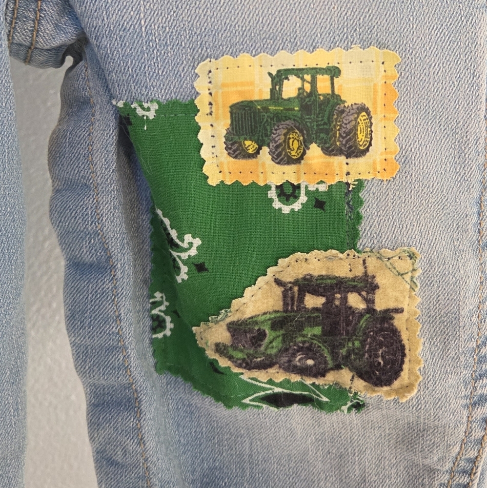 OshKosh B'gosh NWOT Blue Denim Overalls John Deer Green Tractor Patches 12 Month - Picture 5 of 10